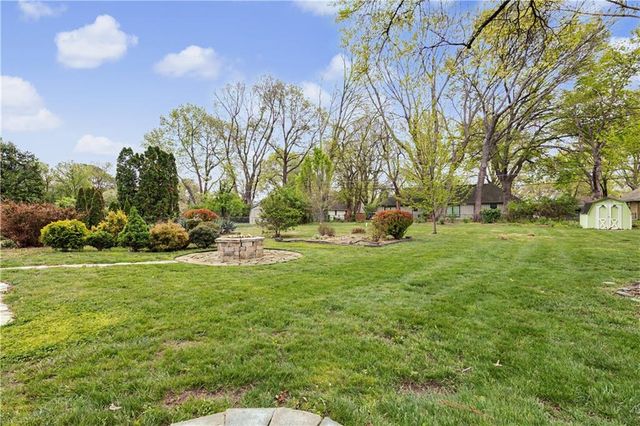 401 W 114 Terrace, Kansas City, MO 64114