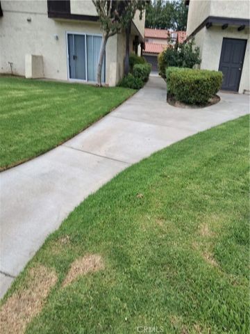 1077 Santo Antonio Drive 4, Colton, CA 92324