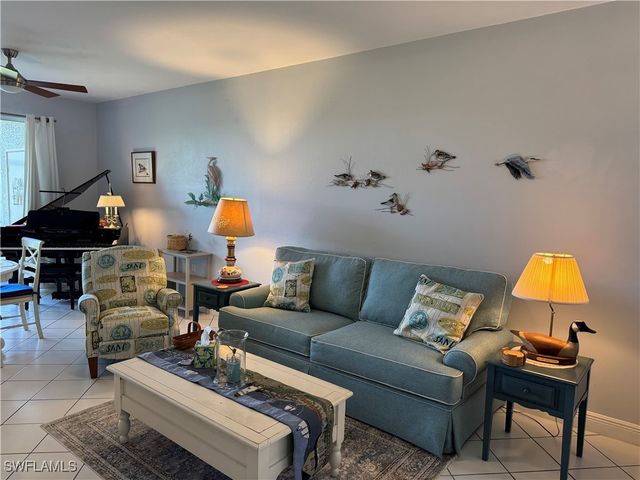 1420 Sweetwater CV 102, Naples, FL 34110