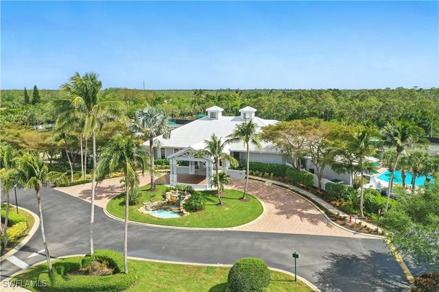 1420 Sweetwater CV 102, Naples, FL 34110