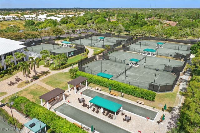 1420 Sweetwater CV 102, Naples, FL 34110