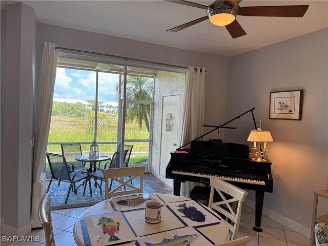 1420 Sweetwater CV 102, Naples, FL 34110