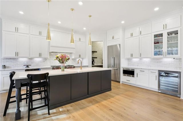 1025 Reed Farm Lane, Roswell, GA 30076