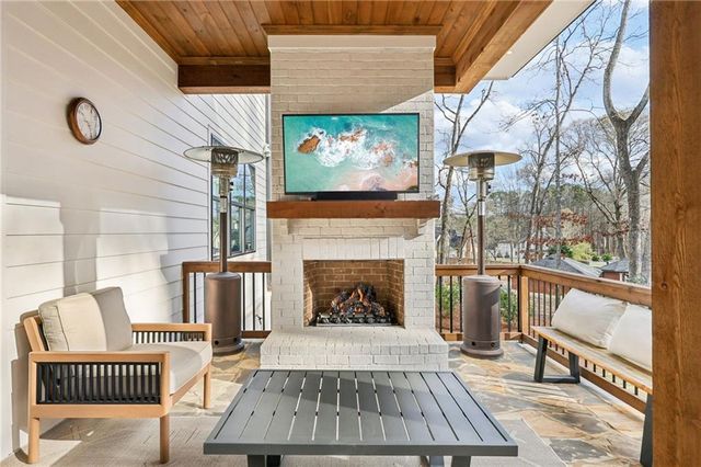 1025 Reed Farm Lane, Roswell, GA 30076