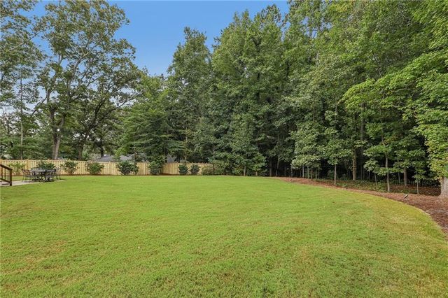 1025 Reed Farm Lane, Roswell, GA 30076