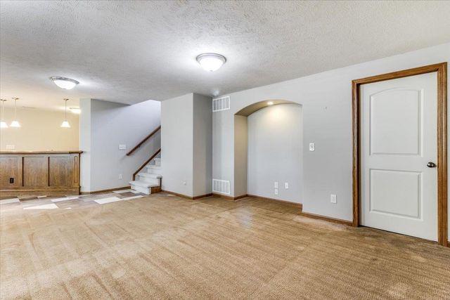 10022 W WESTLAKES CT., Wichita, KS 67205