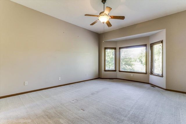 10022 W WESTLAKES CT., Wichita, KS 67205