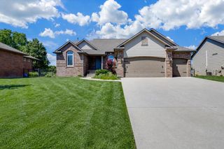 10022 W WESTLAKES CT., Wichita, KS 67205