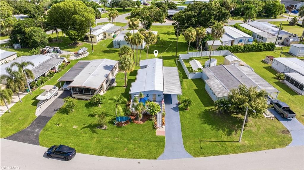 20 Derhenson DR, NAPLES, FL 34114 — photo 3
