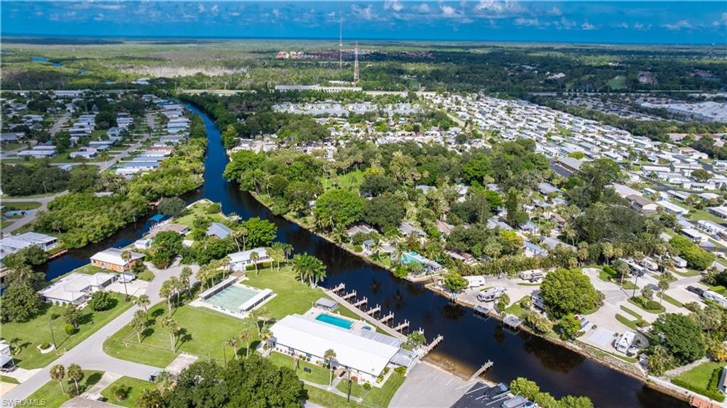 20 Derhenson DR, NAPLES, FL 34114 — photo 4