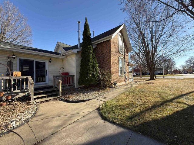 447 BROADWAY STREET, Berlin, WI 54923