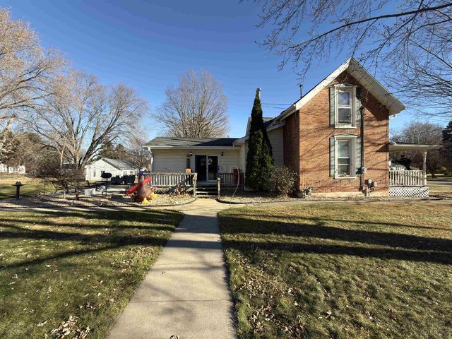 447 BROADWAY STREET, Berlin, WI 54923