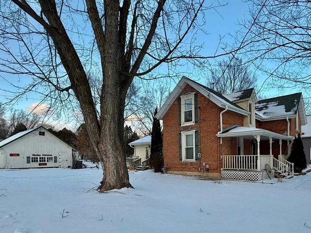 447 BROADWAY STREET, Berlin, WI 54923