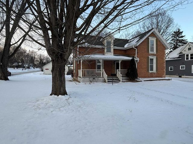 447 BROADWAY STREET, Berlin, WI 54923