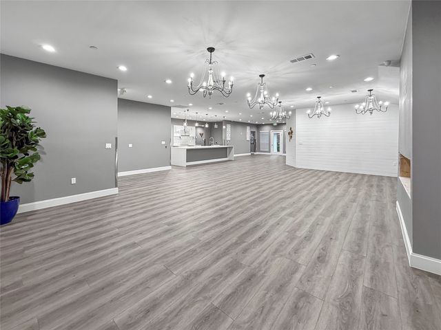 2402 Country Valley Road, Garland, TX 75041