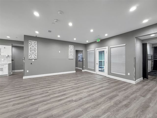 2402 Country Valley Road, Garland, TX 75041