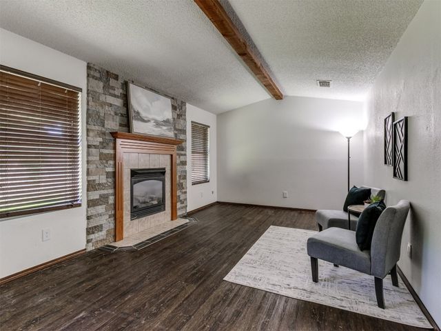 501 E Cardinal Place, Midwest City, OK 73130