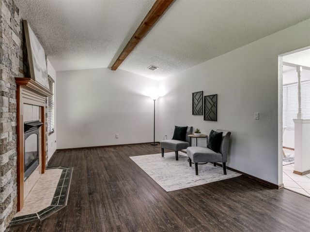 501 E Cardinal Place, Midwest City, OK 73130