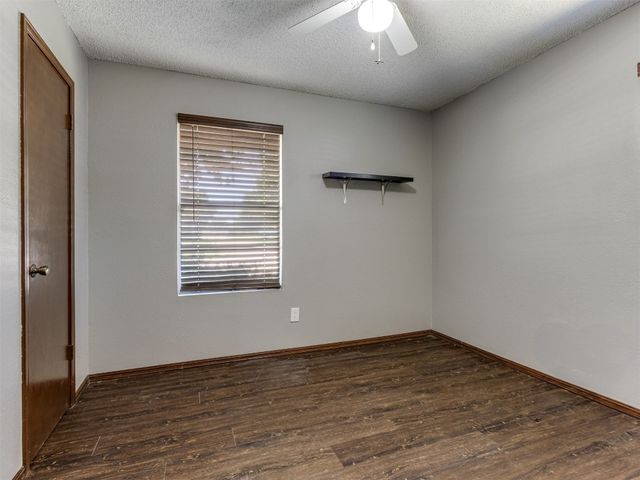 501 E Cardinal Place, Midwest City, OK 73130