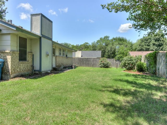 501 E Cardinal Place, Midwest City, OK 73130