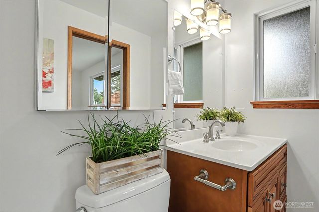 3836 NE 96th Street, Seattle, WA 98115