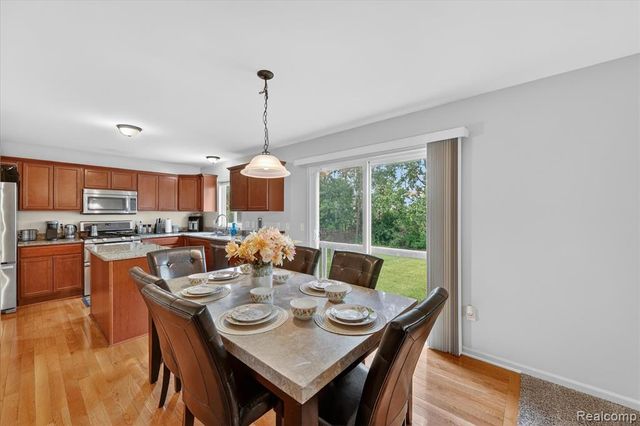 6119 Treetops Drive, Romulus, MI 48174