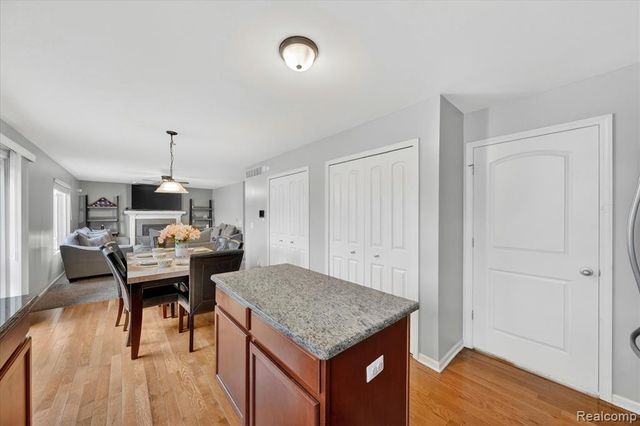 6119 Treetops Drive, Romulus, MI 48174