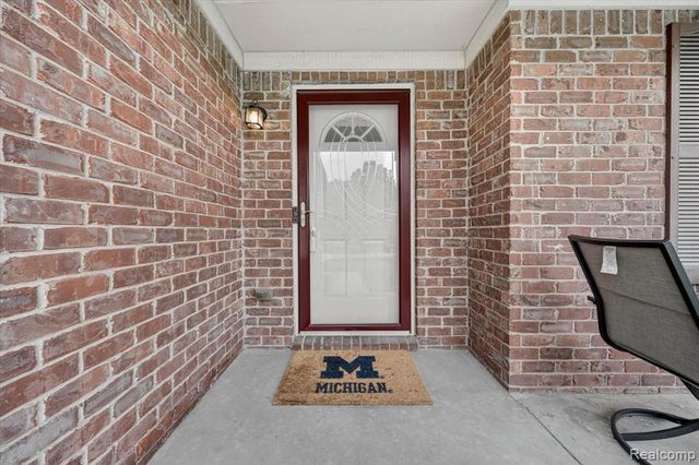 6119 Treetops Drive, Romulus, MI 48174