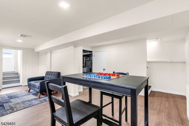 724 3Rd St, Lyndhurst Twp., NJ 07071