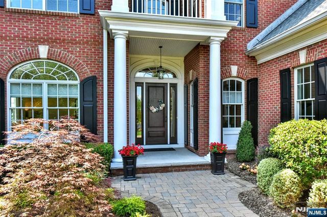175 Cortland Drive 68, Saddle River, NJ 07458