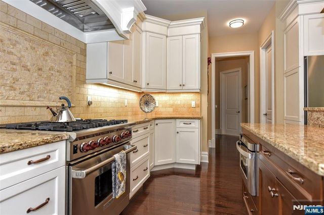 175 Cortland Drive 68, Saddle River, NJ 07458