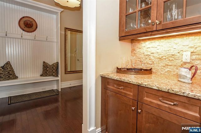 175 Cortland Drive 68, Saddle River, NJ 07458