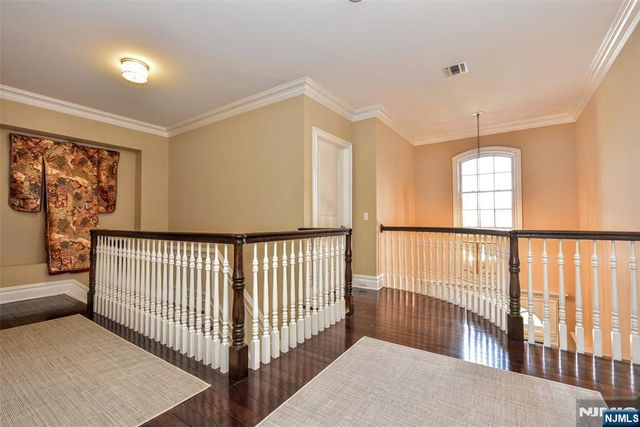 175 Cortland Drive 68, Saddle River, NJ 07458