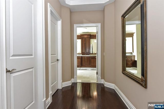 175 Cortland Drive 68, Saddle River, NJ 07458