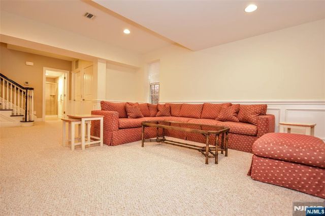 175 Cortland Drive 68, Saddle River, NJ 07458