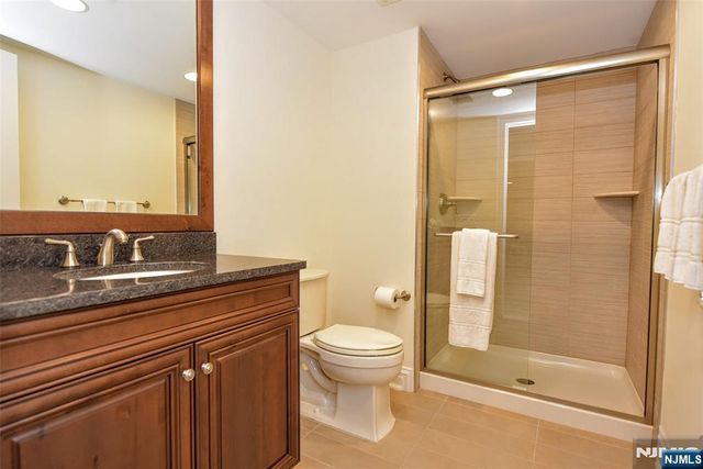 175 Cortland Drive 68, Saddle River, NJ 07458