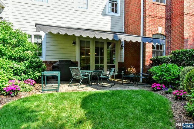 175 Cortland Drive 68, Saddle River, NJ 07458
