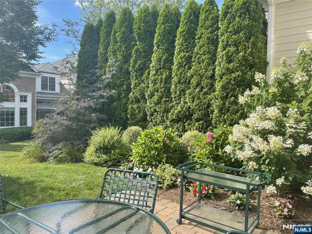175 Cortland Drive 68, Saddle River, NJ 07458