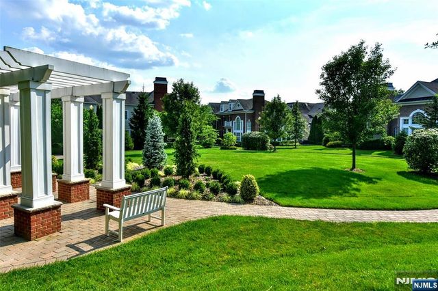 175 Cortland Drive 68, Saddle River, NJ 07458