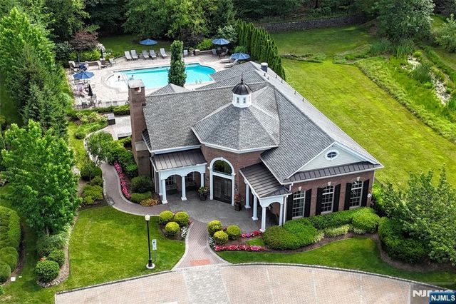 175 Cortland Drive 68, Saddle River, NJ 07458