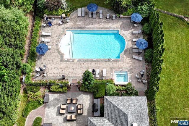 175 Cortland Drive 68, Saddle River, NJ 07458