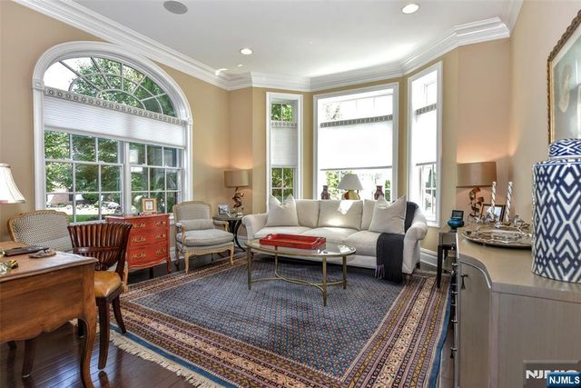 175 Cortland Drive 68, Saddle River, NJ 07458