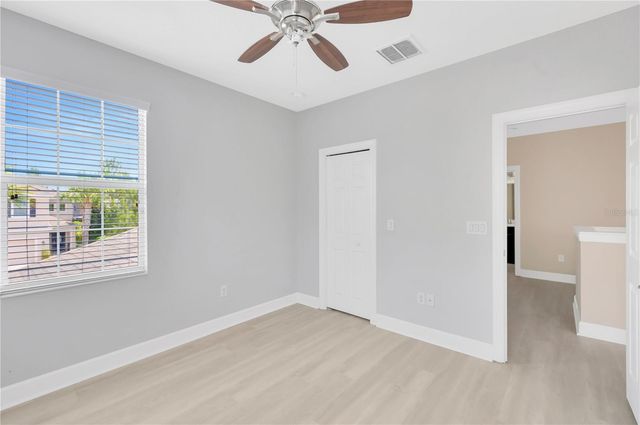 16065 BELLA WOODS DRIVE, Tampa, FL 33647