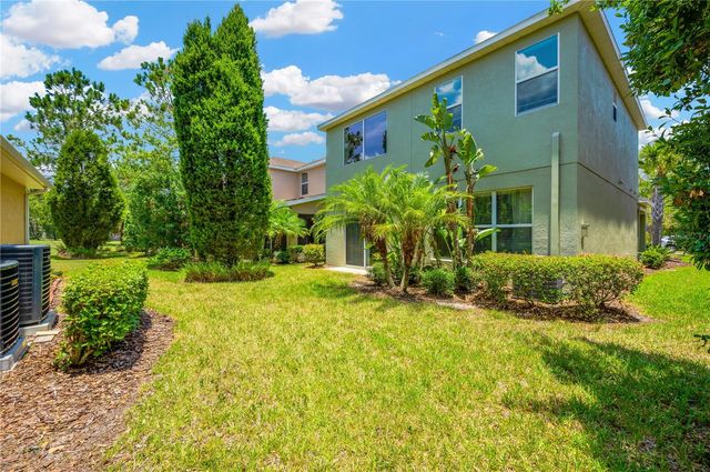 16065 BELLA WOODS DRIVE, Tampa, FL 33647