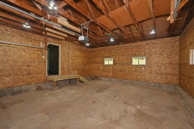 2253 Hay Lake Road, Carlton, MN 55718