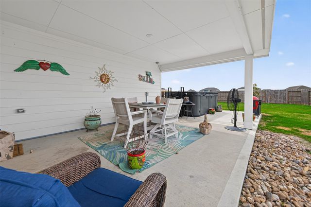 1141 Imperial Ranch Way, Dayton, TX 77535