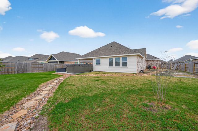 1141 Imperial Ranch Way, Dayton, TX 77535