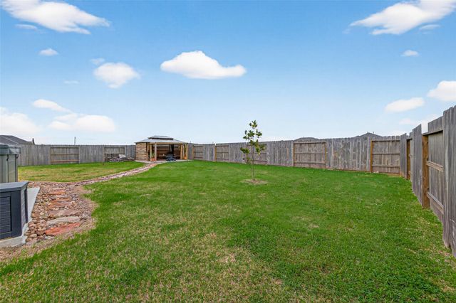 1141 Imperial Ranch Way, Dayton, TX 77535