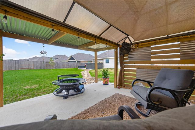 1141 Imperial Ranch Way, Dayton, TX 77535