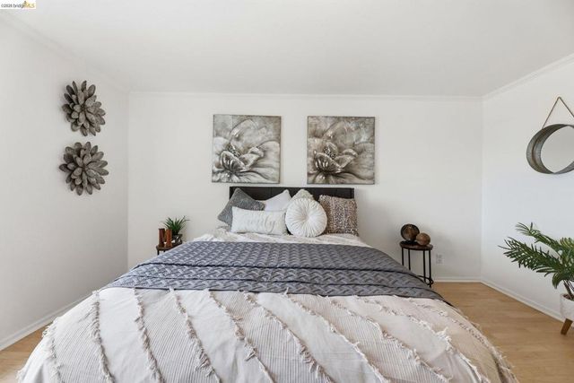 2634 Virginia St 33, Berkeley, CA 94709